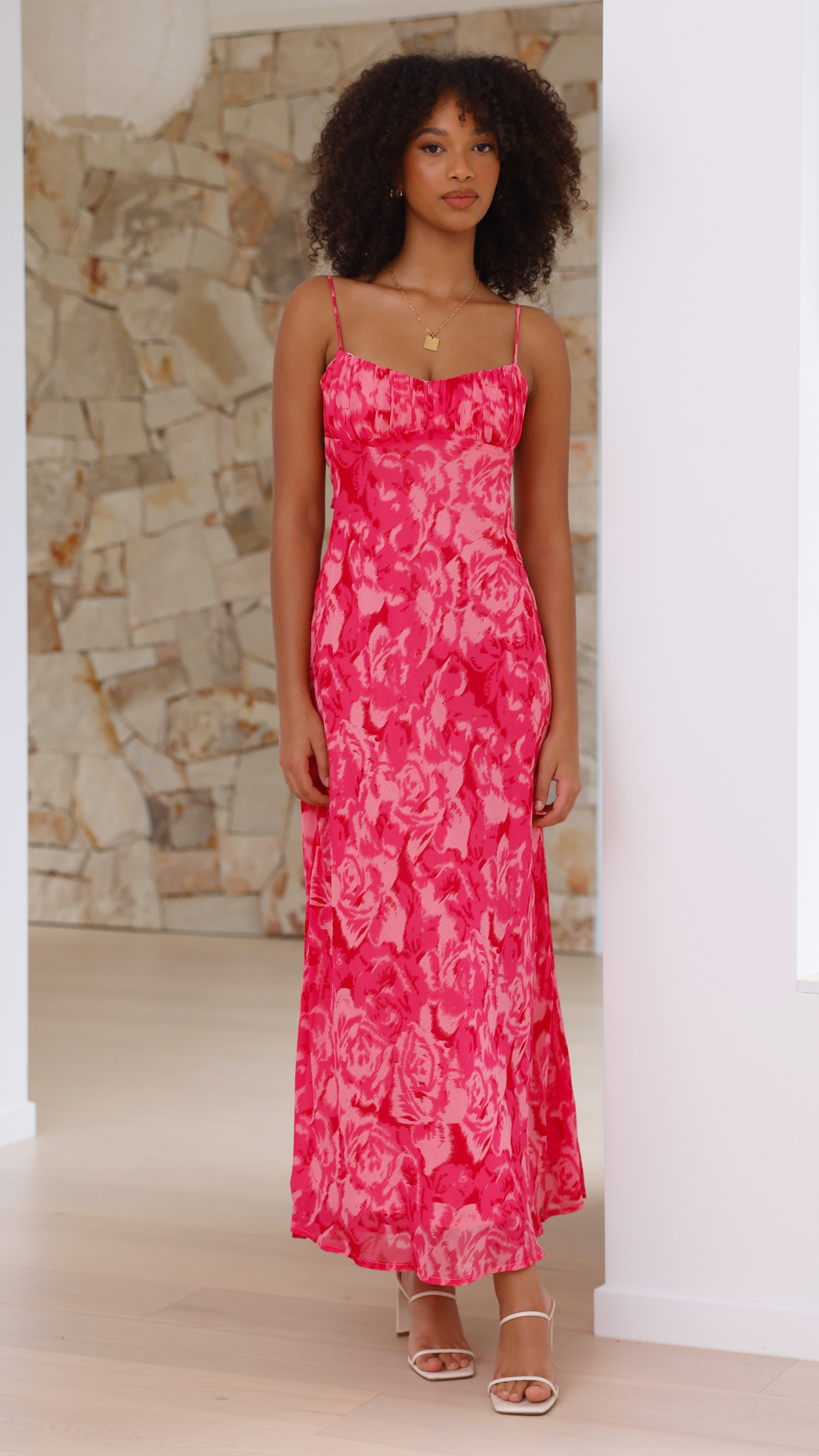 Vestido midi floral mujer tirantes regulables copas suaves fruncido espalda tirante retorcido - Kenny