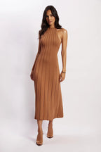 Robe midi plissée col licou dos nu - Dalila