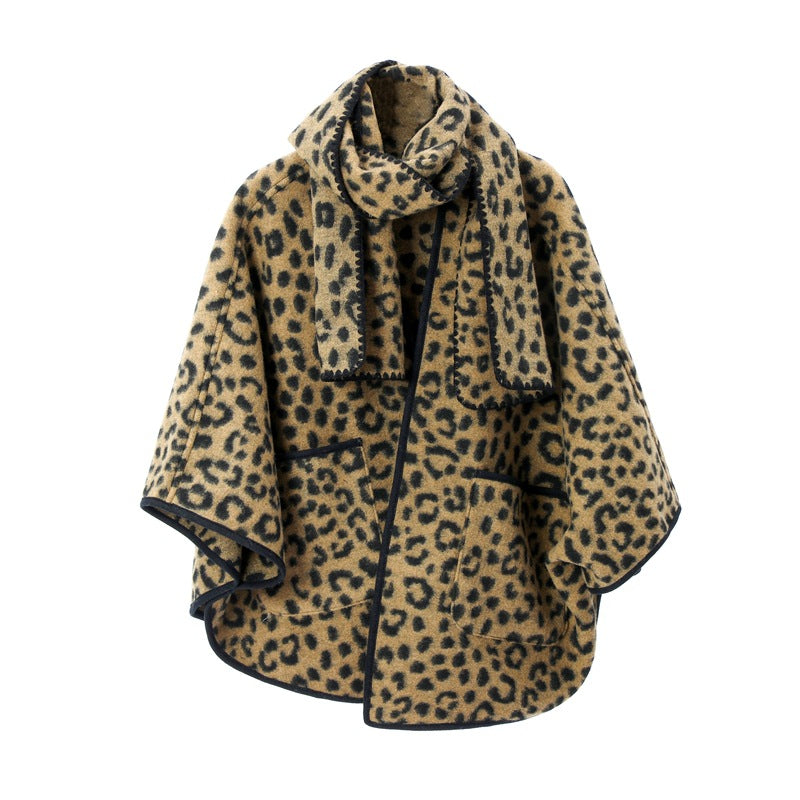 Cardigan poncho in peluche con motifs géométriques texturés et doux au toucher - Helena