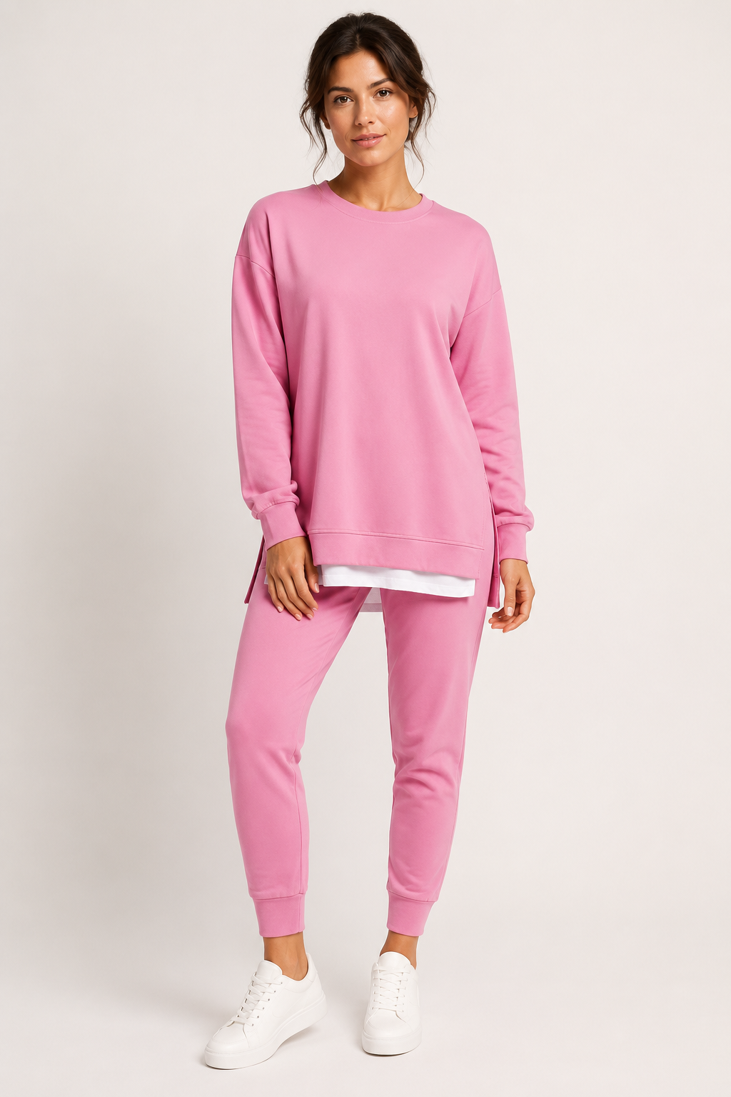Ensemble femme composé d'un sweat à fentes latérales et d'un pantalon de jogging - Louise