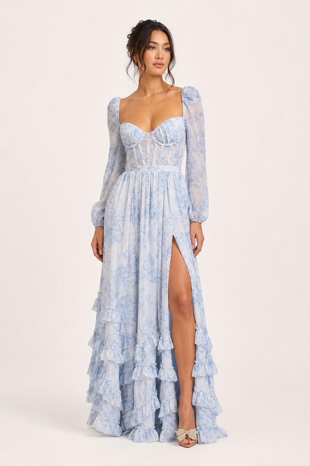 Robe longue fleurie manches longues encolure carrée et volants – Romy
