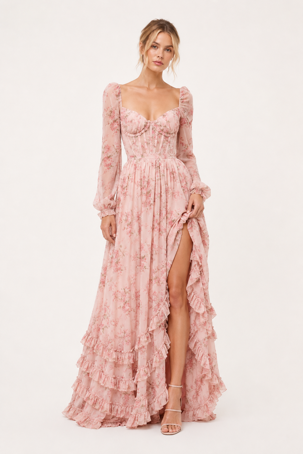 Robe longue fleurie manches longues encolure carrée et volants – Romy