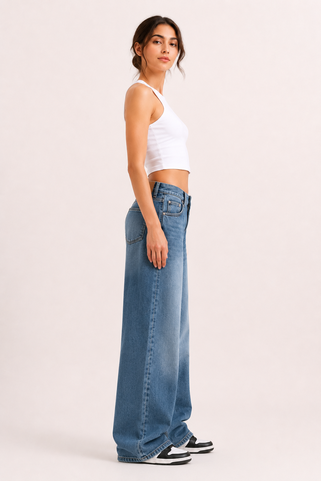 Jean baggy pour femme, à jambes larges, délavage clair et ourlet long - Helga