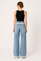 Jean femme à jambes larges et taille haute, avec détail en dentelle - Irma