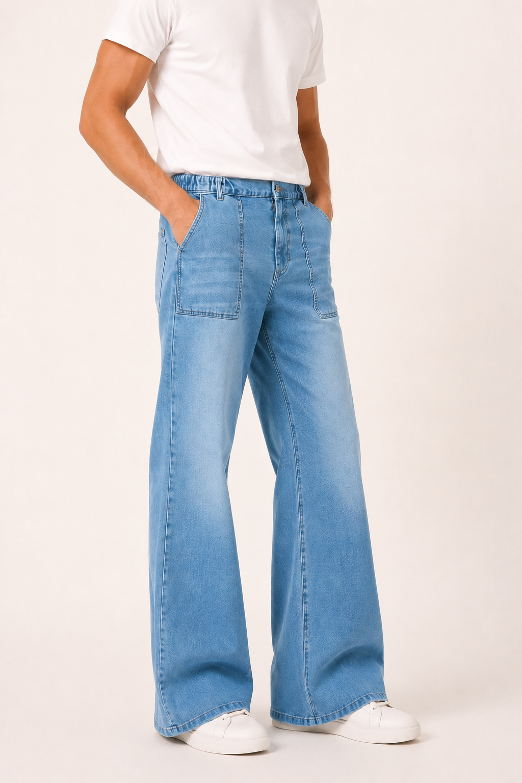 Jean évasé pour homme à coupe large, en denim délavé clair - Konrad