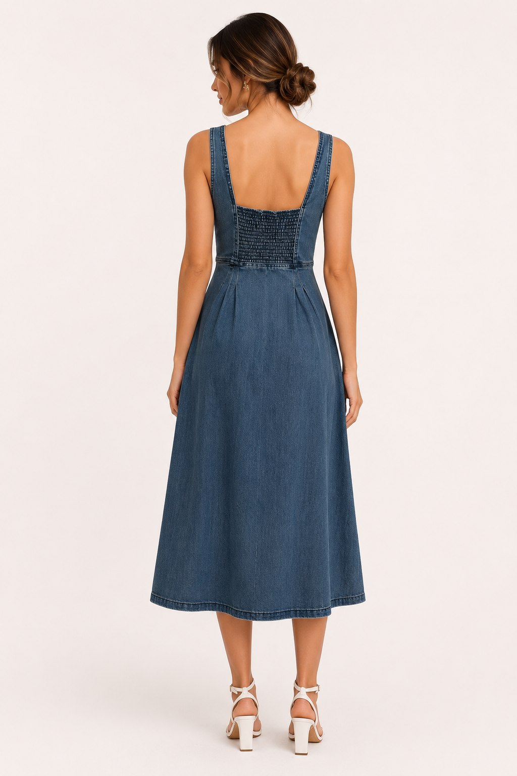 Robe midi denim bretelles larges boutonnée corsage coutures panneaux jupe évasée été - Brigitte