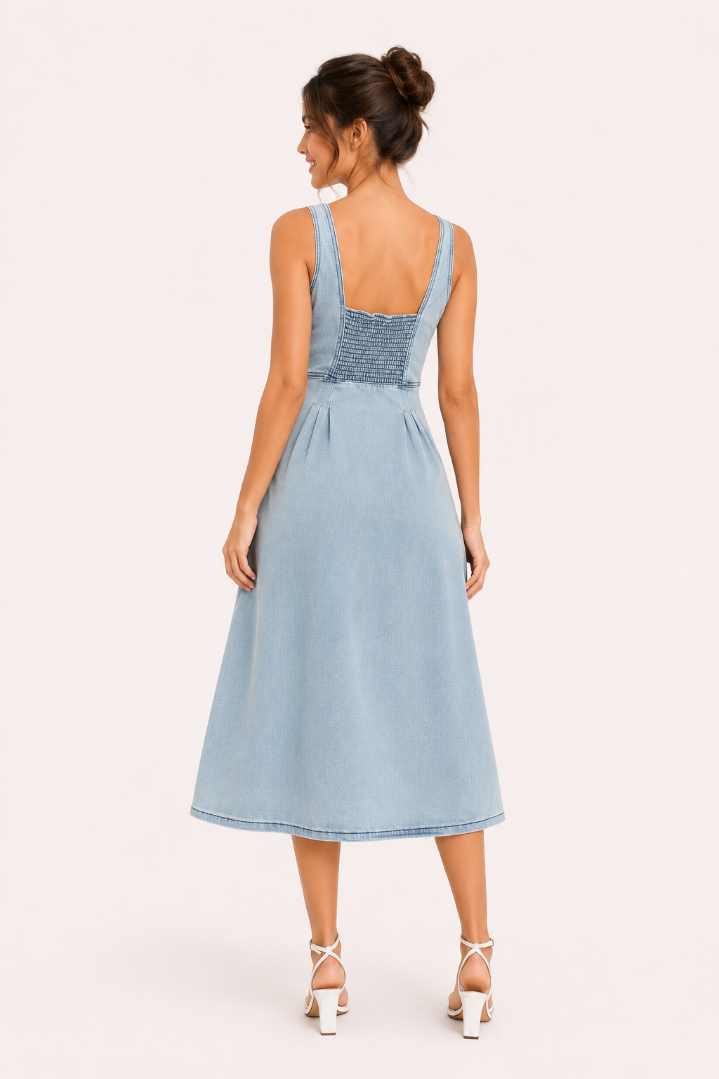 Robe midi denim bretelles larges boutonnée corsage coutures panneaux jupe évasée été - Brigitte