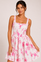 Robe courte à imprimé floral et encolure carrée - Anja