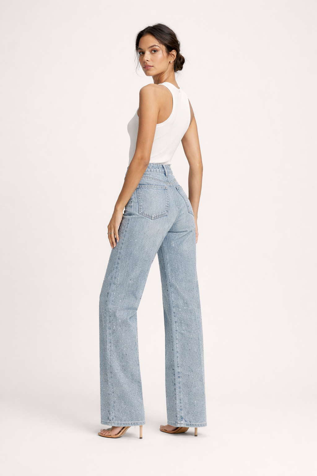 Pantalon denim taille haute jambe droite détails strass - Amelie