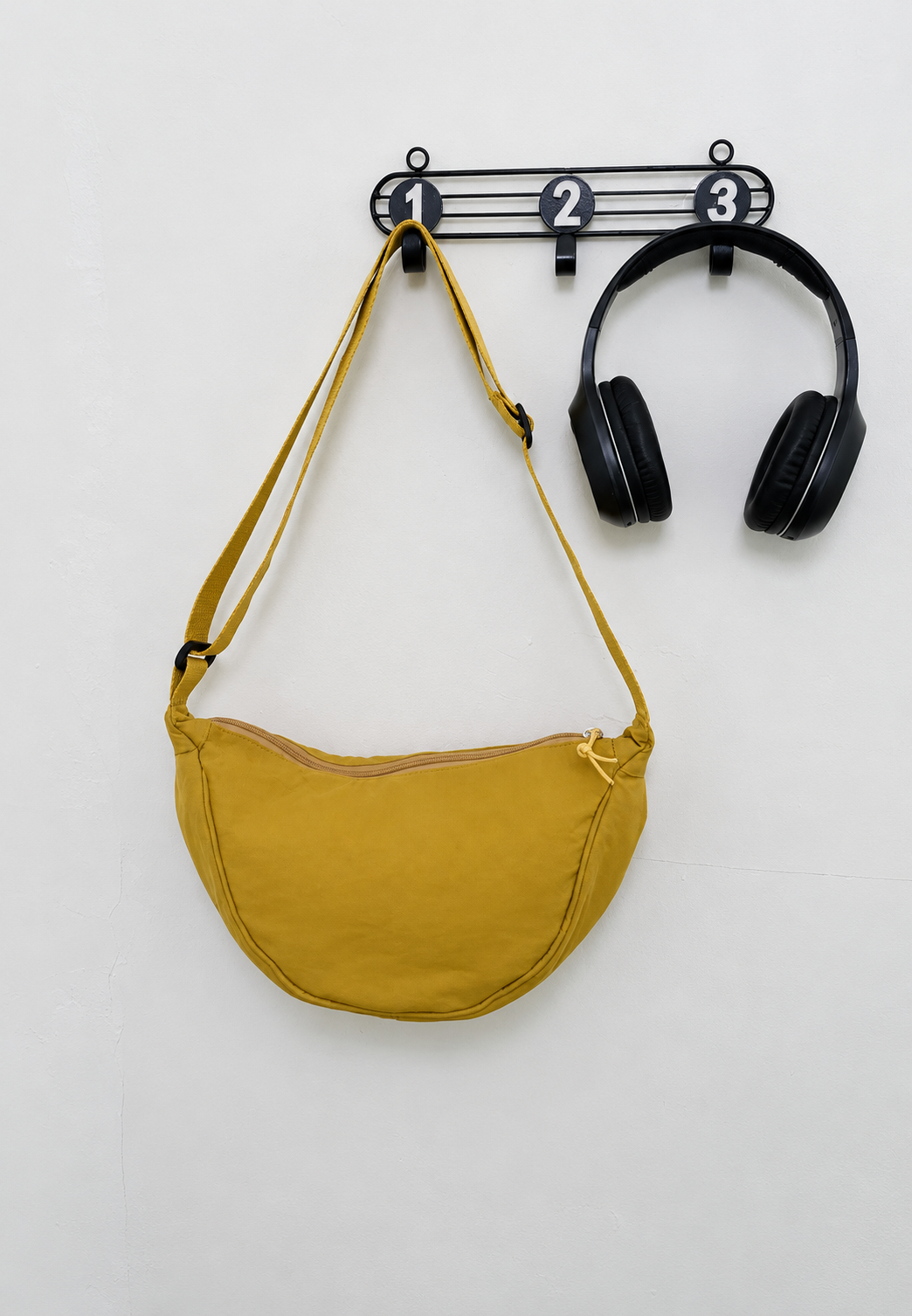 Sac bandoulière femme nylon demi-lune réglable léger - Nerea