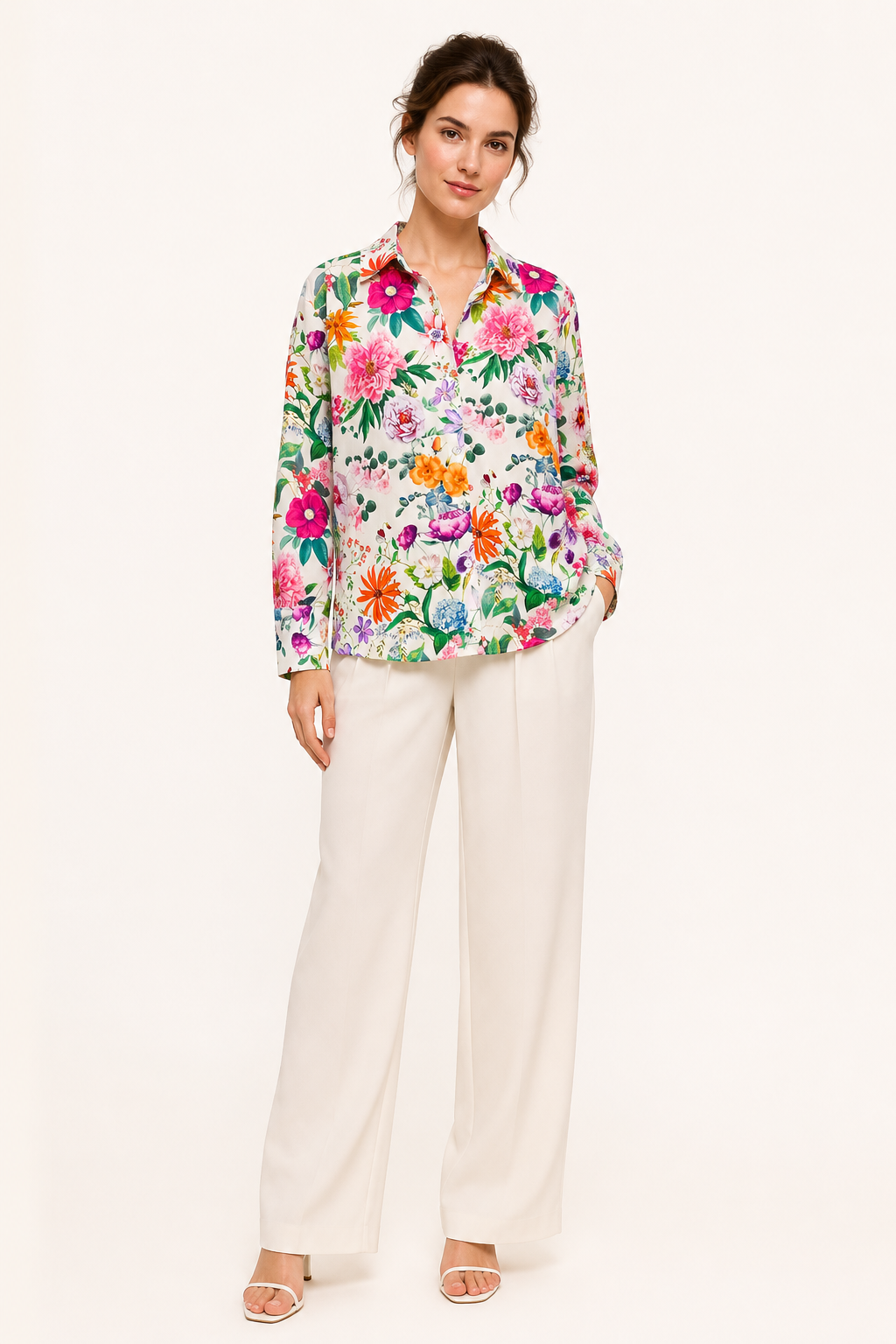 Chemisier floral femme manches longues col V boutonné porté dehors – Katrin
