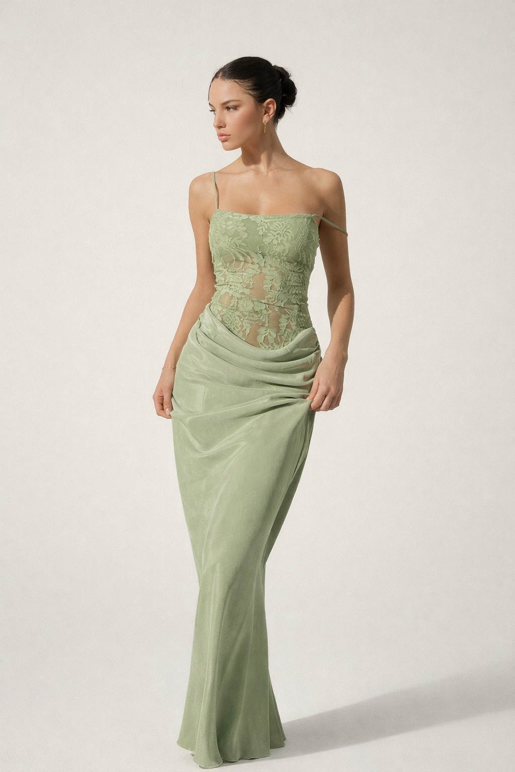 Robe maxi en dentelle florale pour femmes - Lina