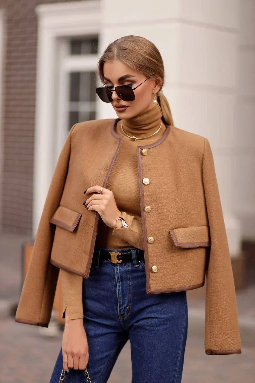 Veste courte femme élégante boutons col rond chic - Liane