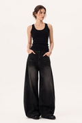 Jean baggy pour femme à jambes très larges, coutures arrondies et effet délavé usé - Liesel