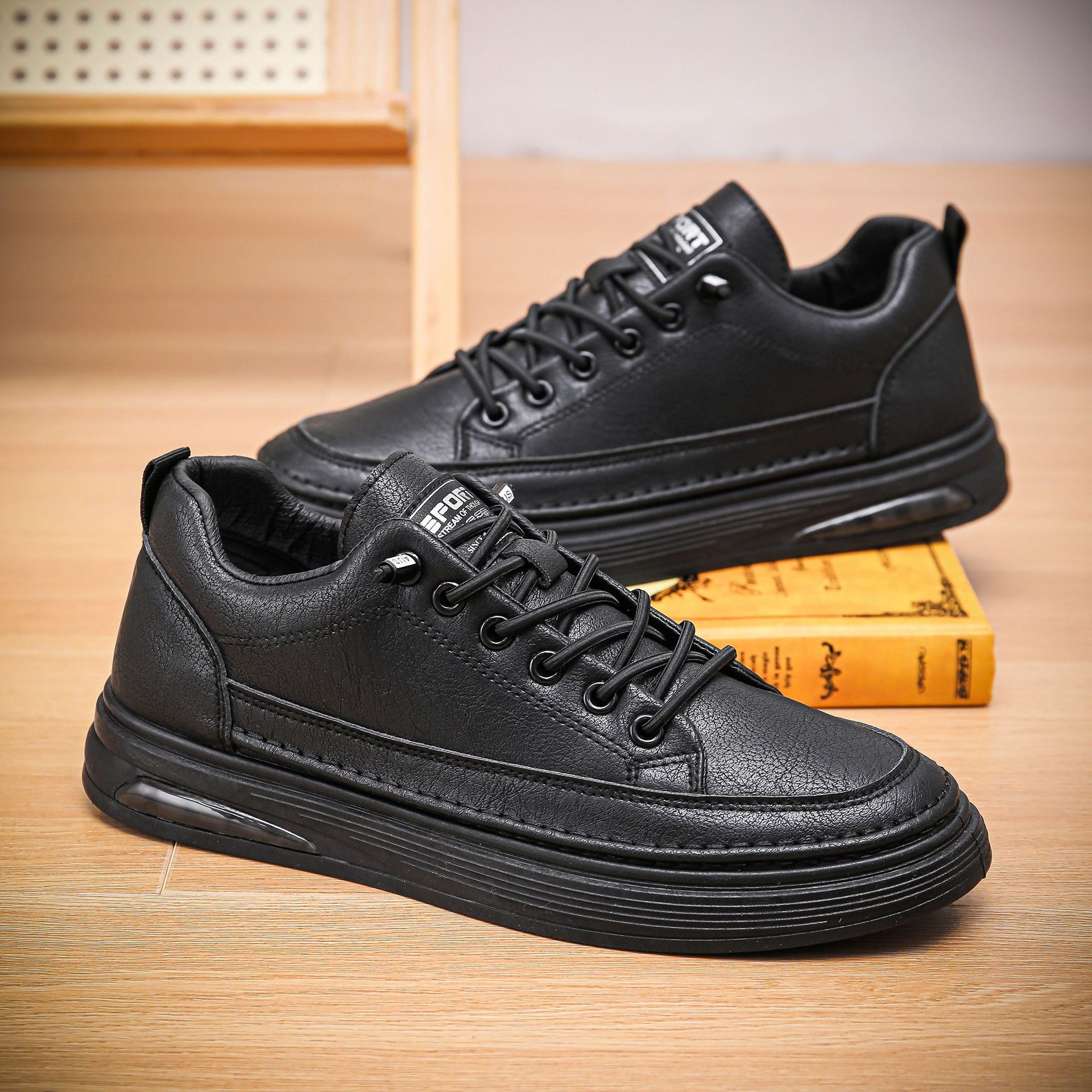 Baskets in synthétique con design décontracté - Dervan