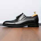 Mocassins in cuir con glands et bord perforé et silhouette formelle pour hommes - Almeric