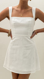 Mini-robe blanche à encolure carrée - Luoa