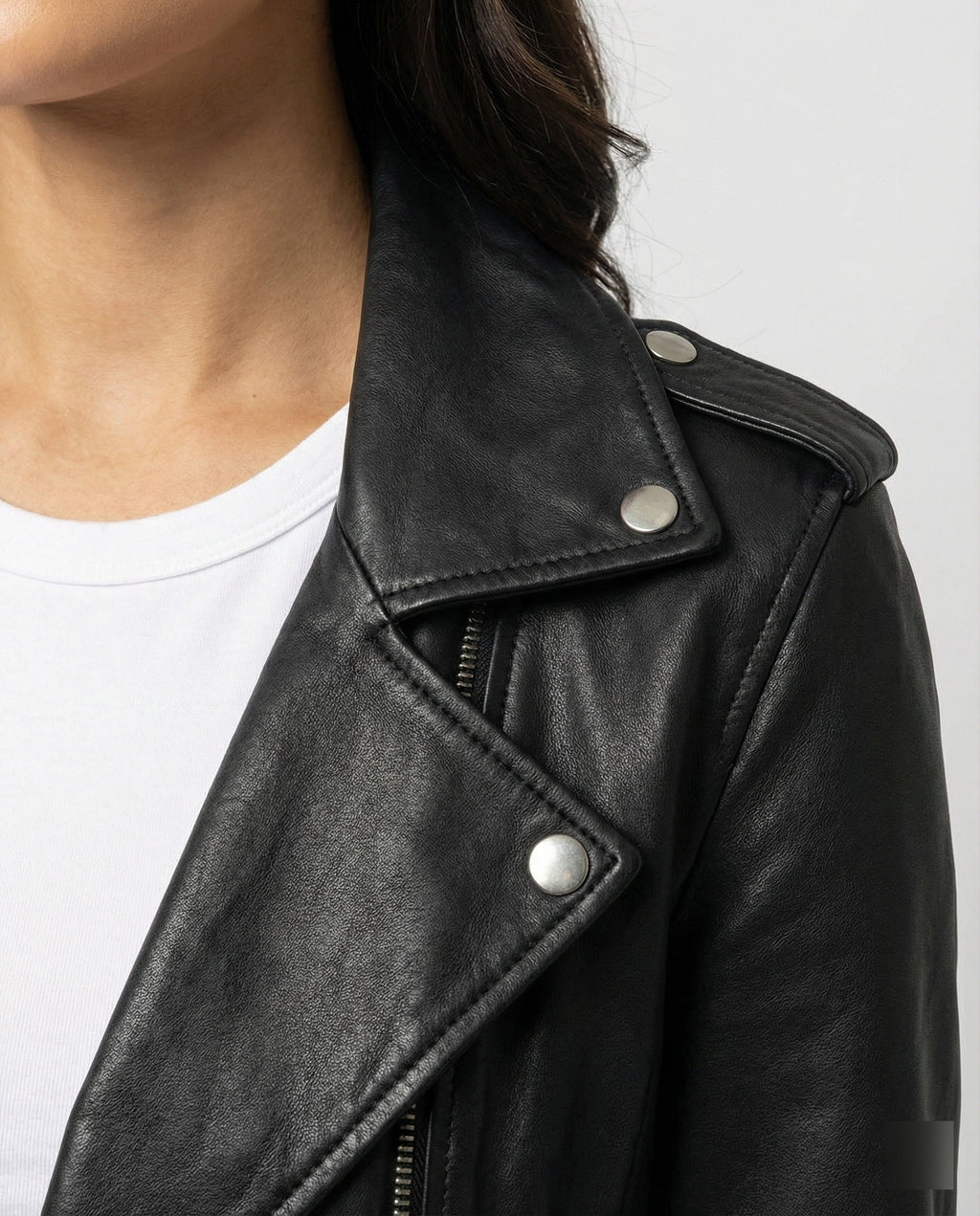 Veste en cuir motard pour femme, coupe moderne et ajustée, coutures renforcées - Riva