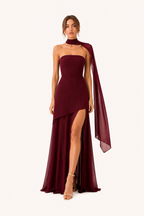 Robe de mariée élégante et longue avec fente haute - Sabine