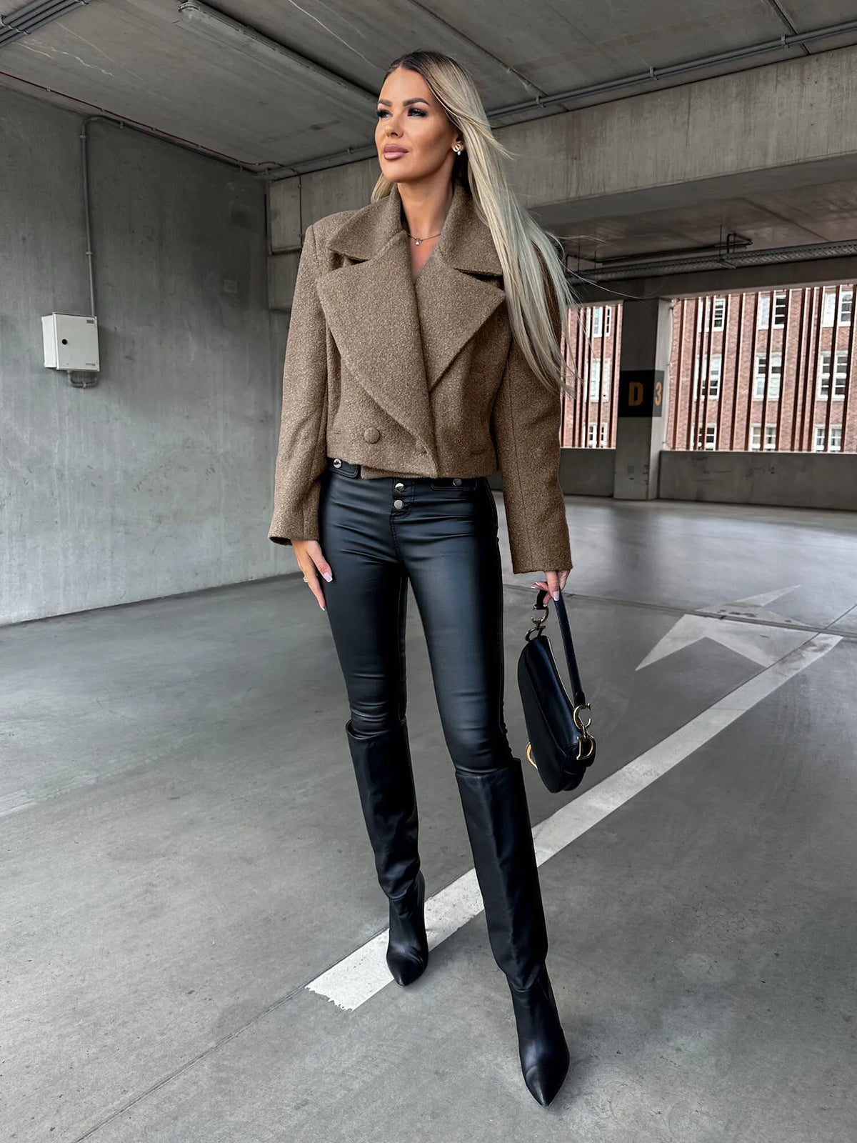 Manteau court femme revers coupe oversize automne hiver - Annika