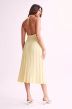 Robe midi plissée col licou dos nu - Dalila