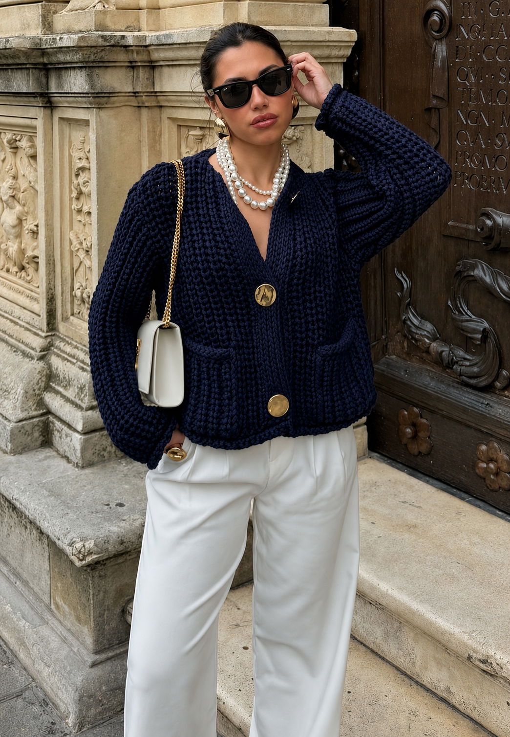 Cardigan court femme maille boutons dorés poches chic - Moretta