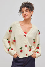Cardigan ample femme maille col V applications cerises - Frieda