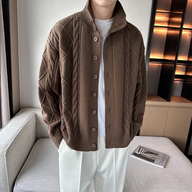 Cardigan homme maille torsadée col montant boutons chaud - Adrián