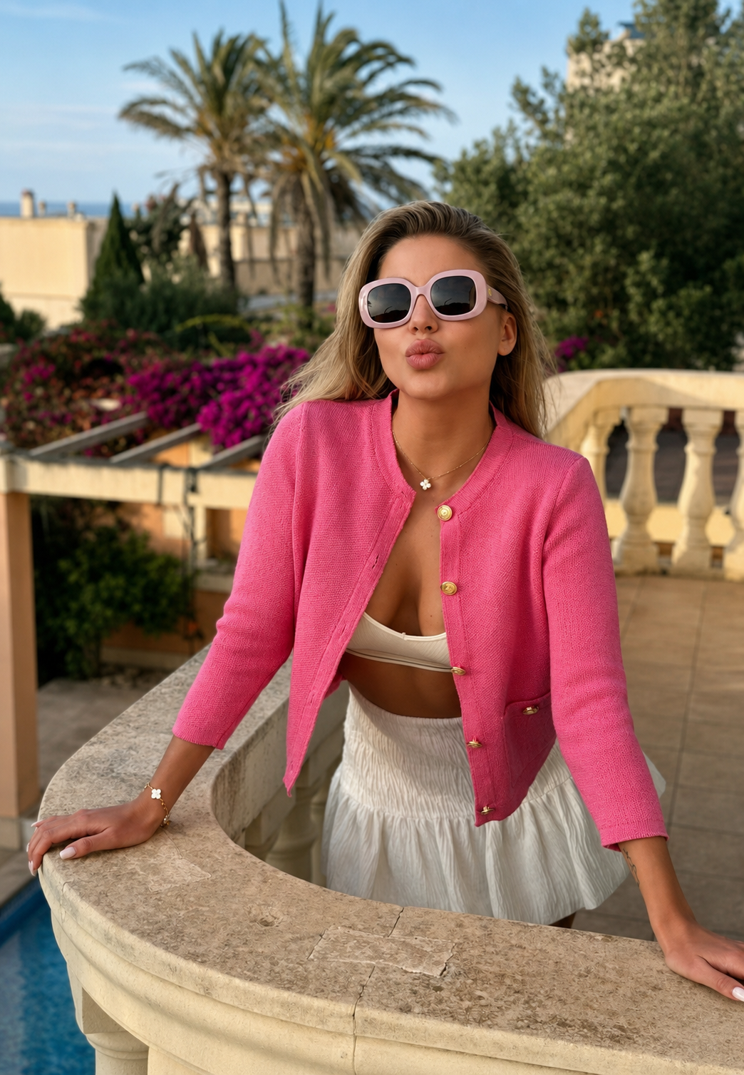 Cardigan femme maille boutons dorés poches chic élégant - Aramilla