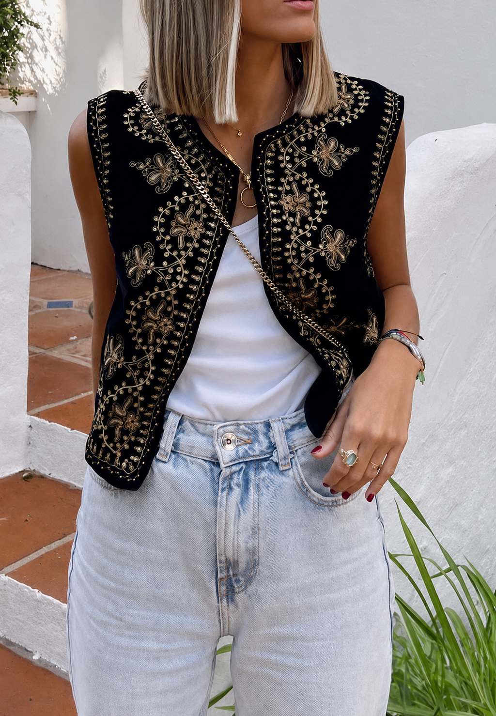 Gilet femme velours motifs floraux brodés élégant fête - Celina
