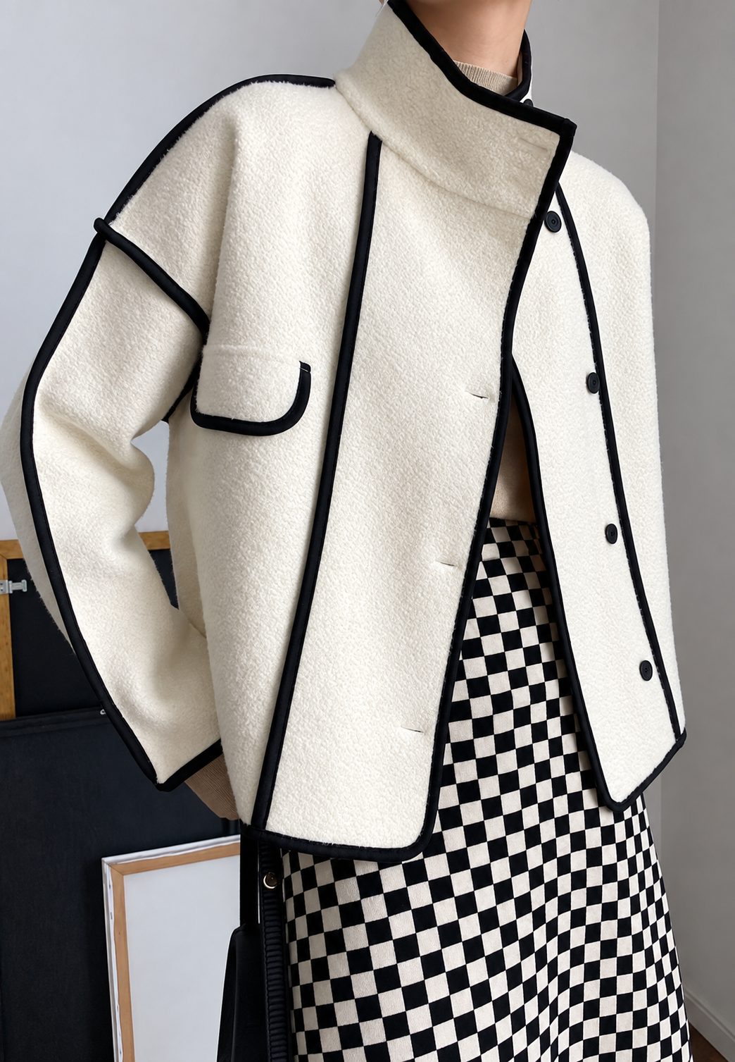Veste courte femme col montant bordures contrastées - Ophélie