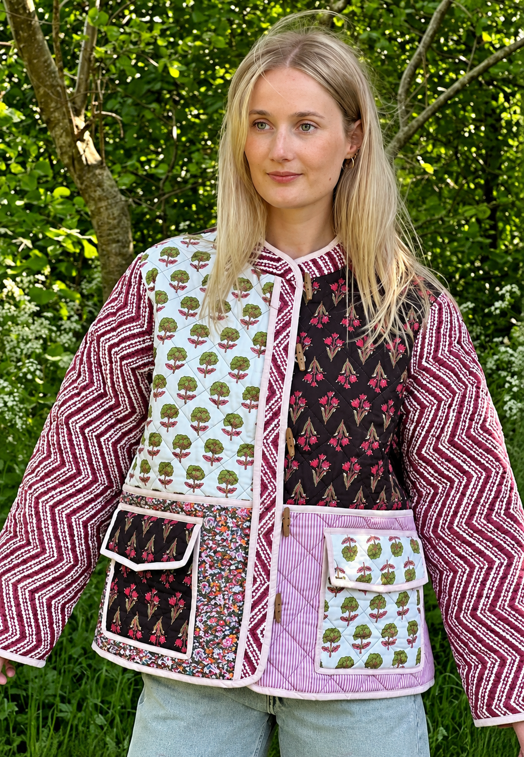 Veste matelassée fleurie femme manches zigzag boutonnée - Adriane