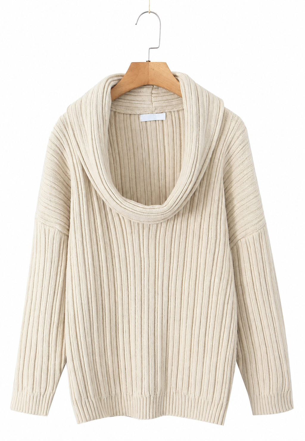 Pull femme encolure asymétrique épaule dénudée moderne - Séverine