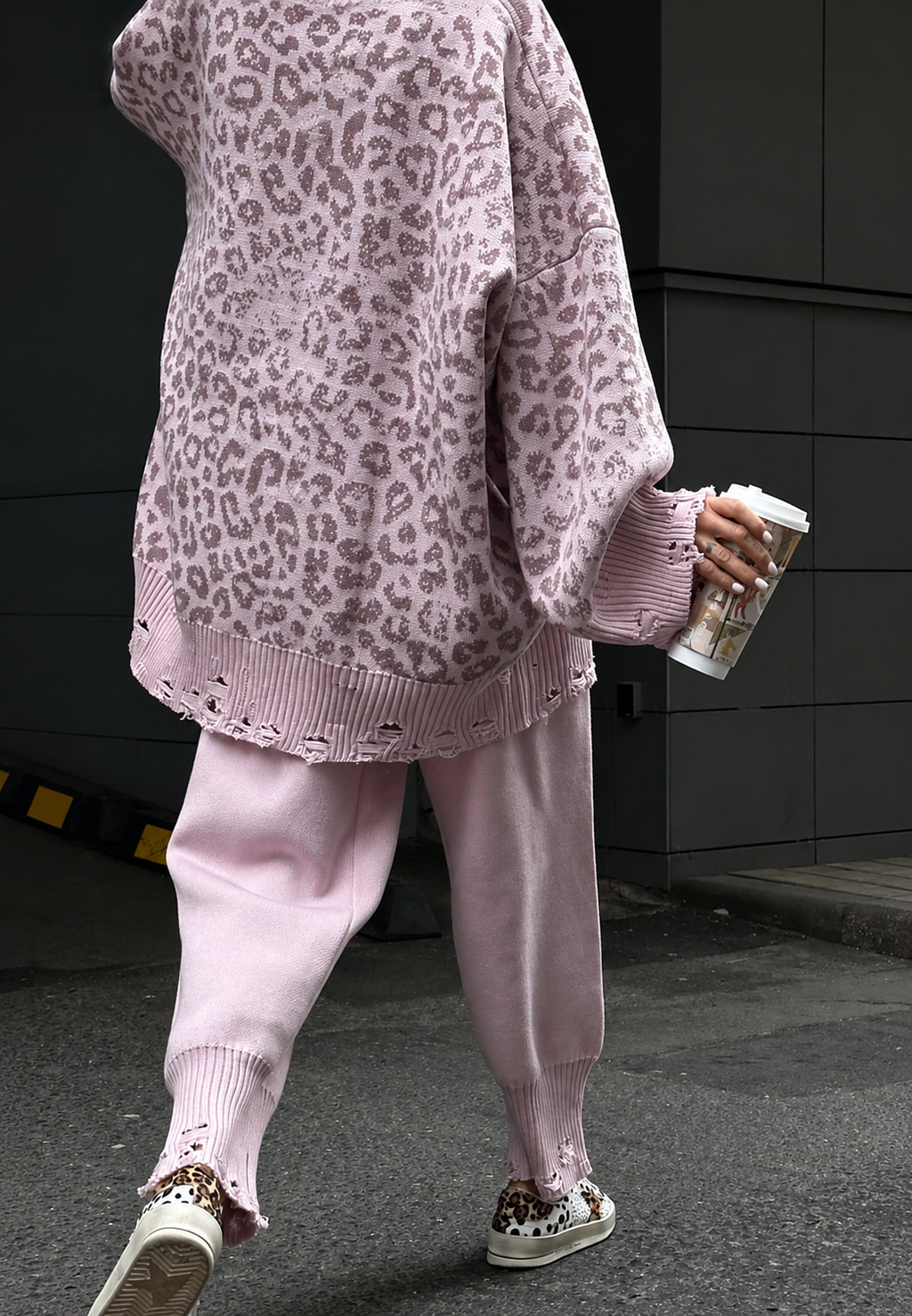 Pull oversize femme imprimé graphique détails déchirés - Liora
