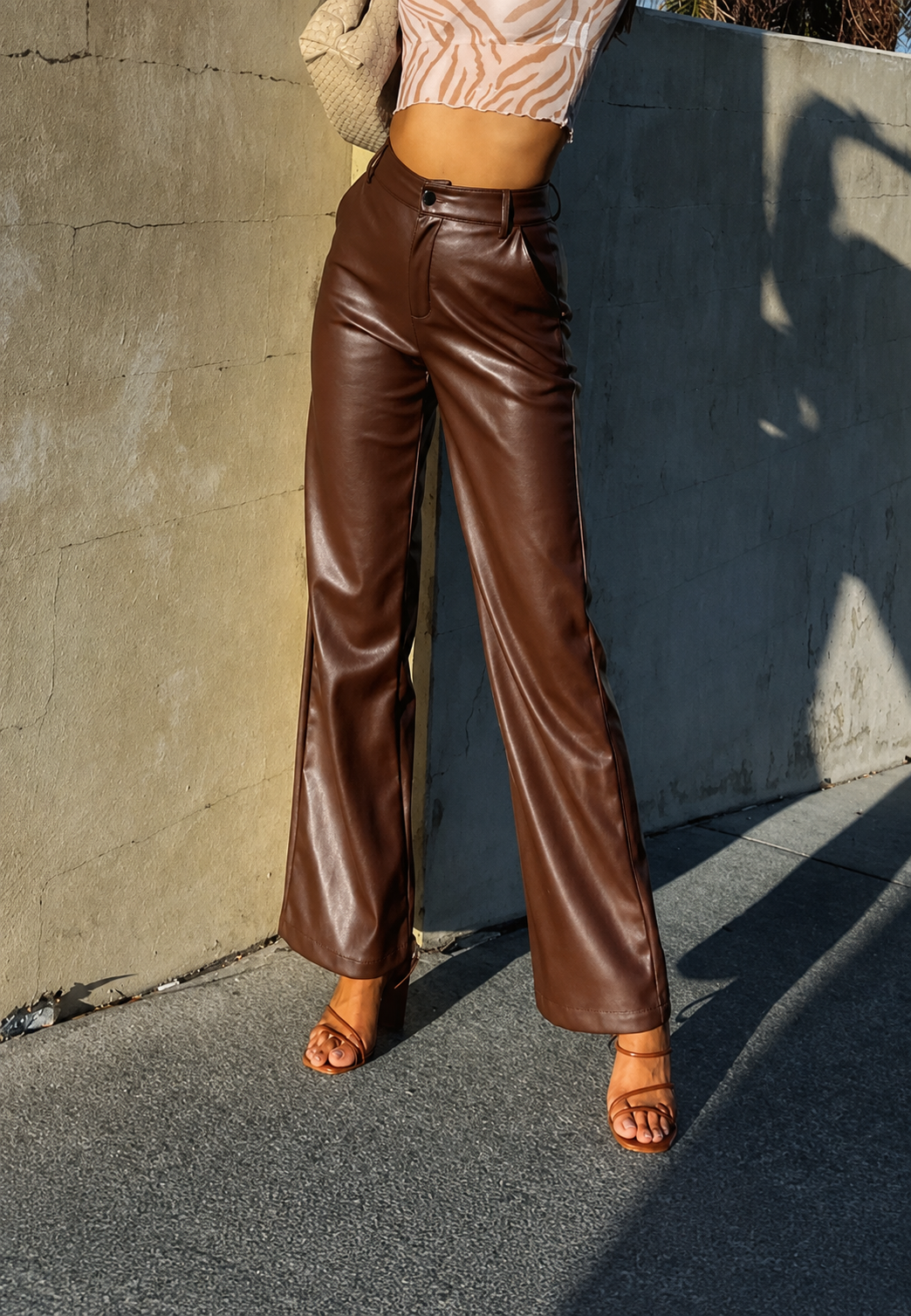 Pantalon femme effet cuir coupe droite taille haute - Amandine