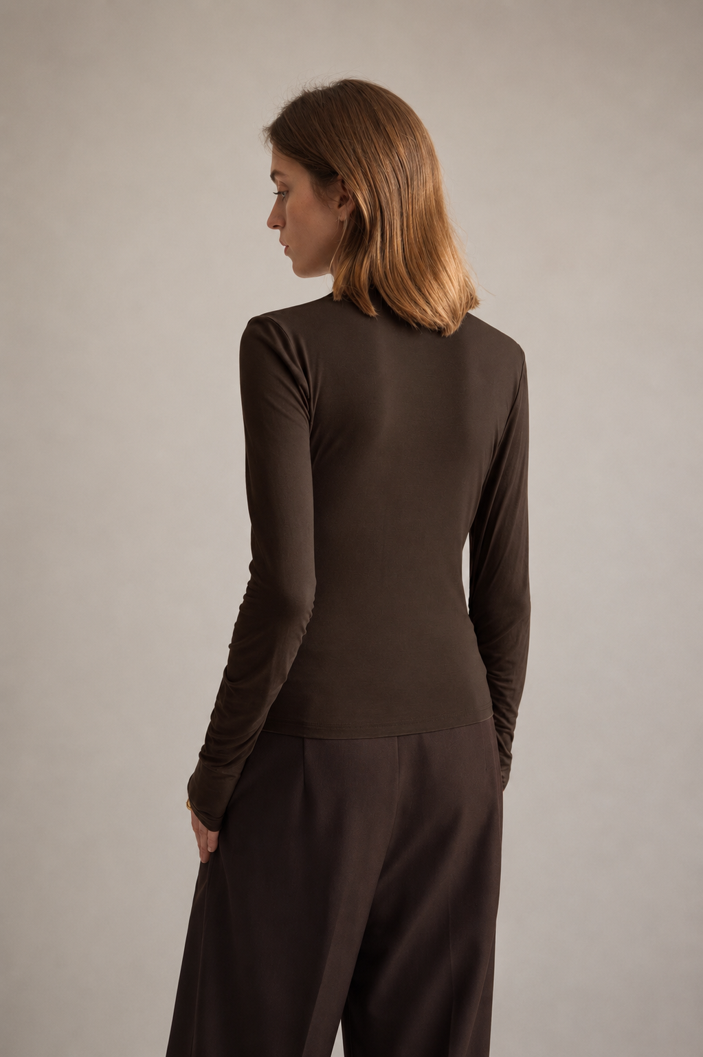 Haut femme col drapé asymétrique manches longues élégant - Ronja