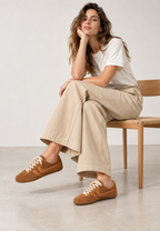 Baskets rétro barefoot femme empiècements contrastés souples - Alinda